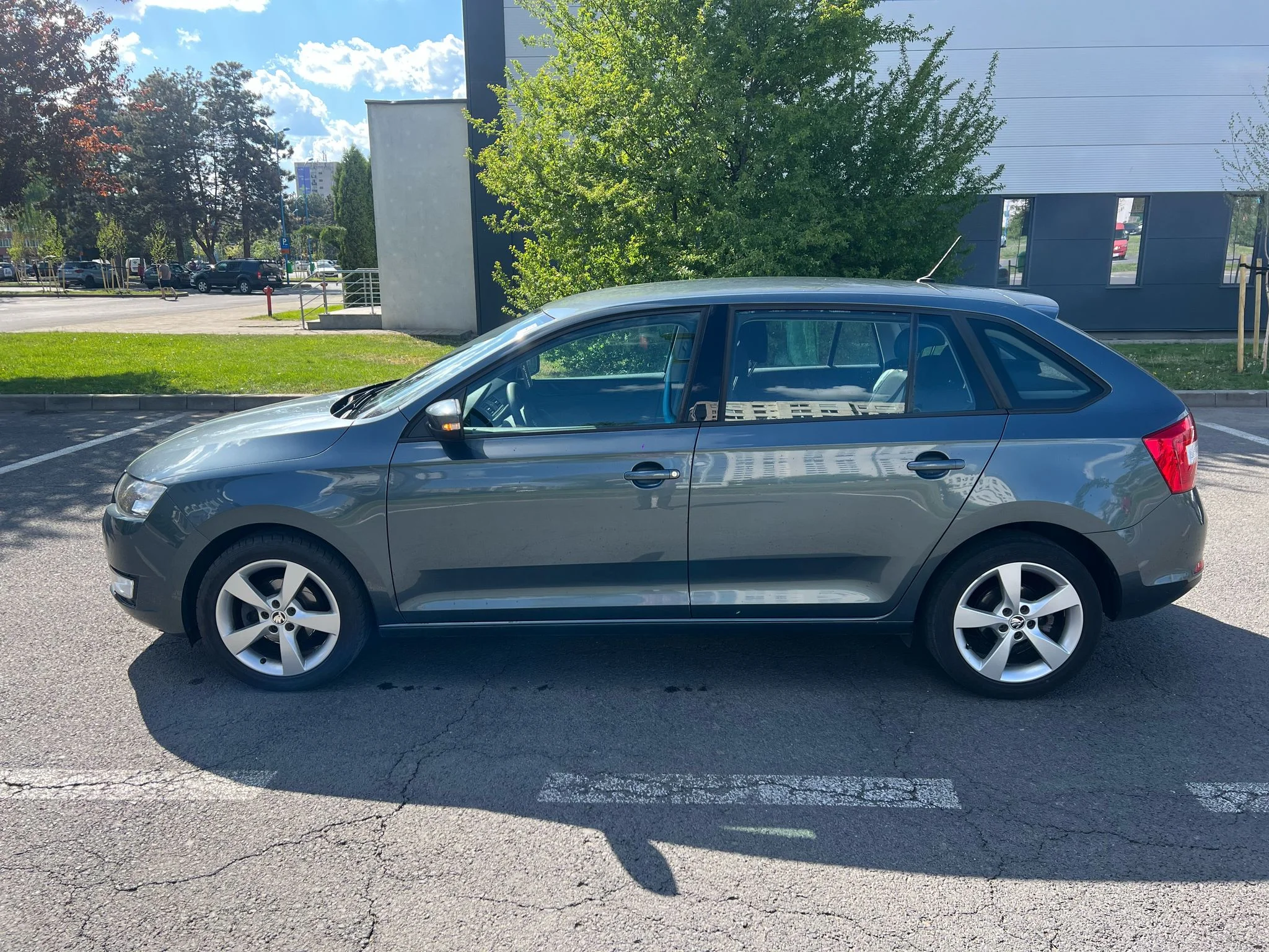 Skoda Rapid (7)