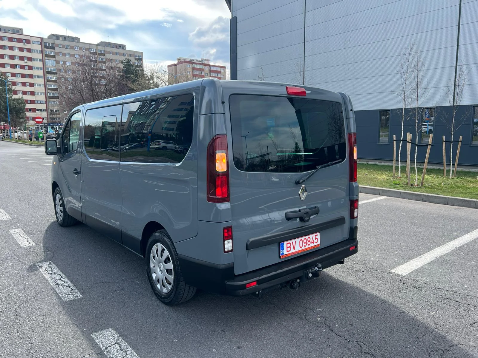 Renault Trafic 8+1 (5)